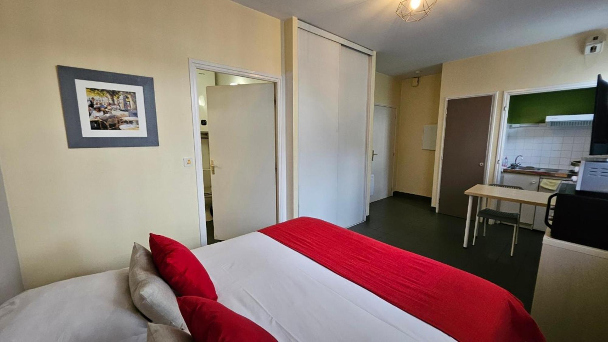 L'Annexe Residence Hoteliere Classee Pontivy Exterior foto